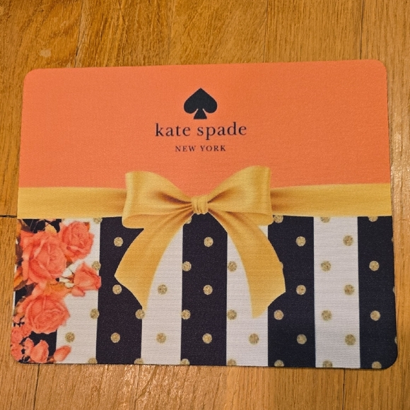 Mouse Pad - Picture 1 of 2